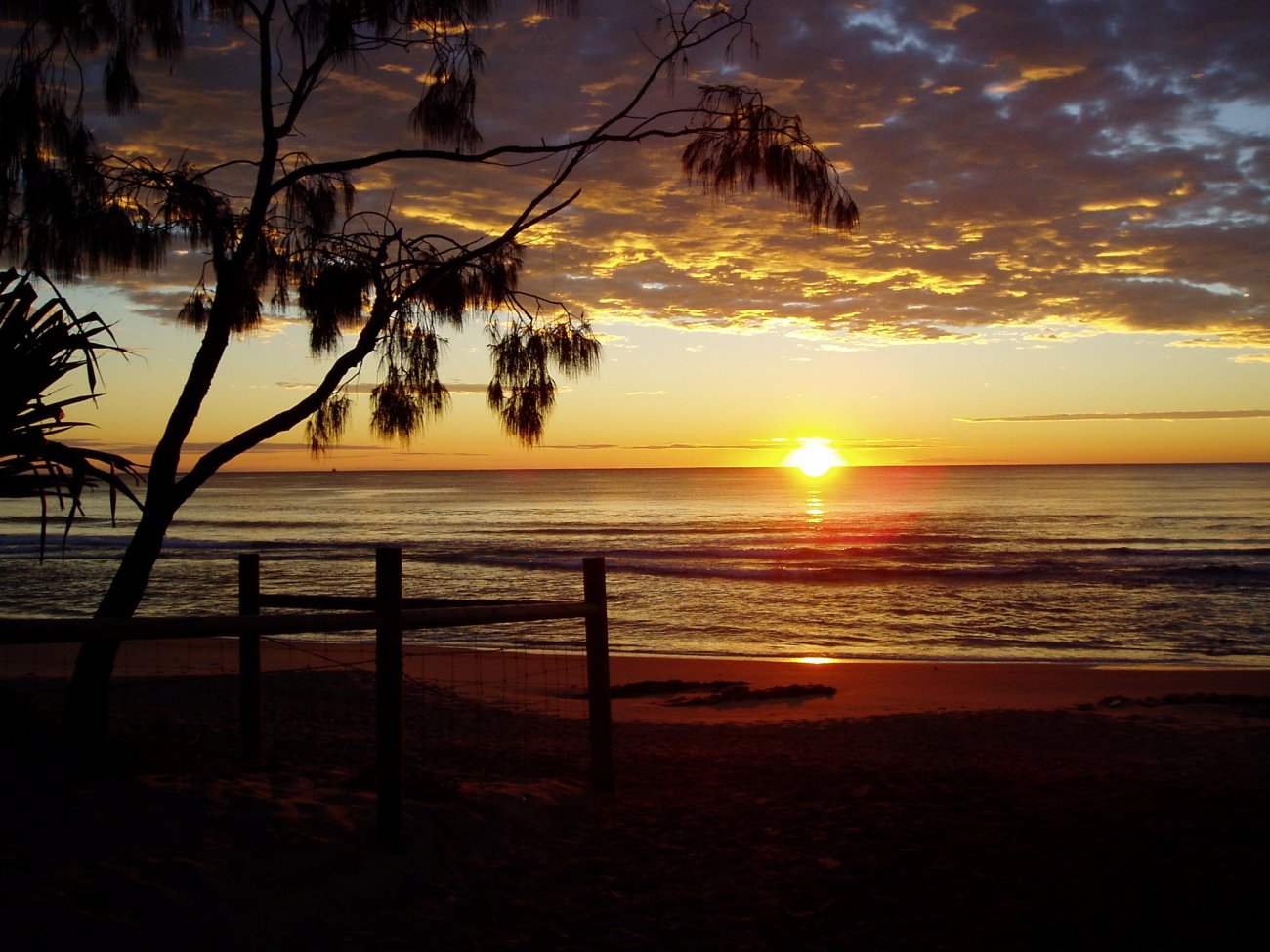 Sunrise Sunshine Coast by Muz151